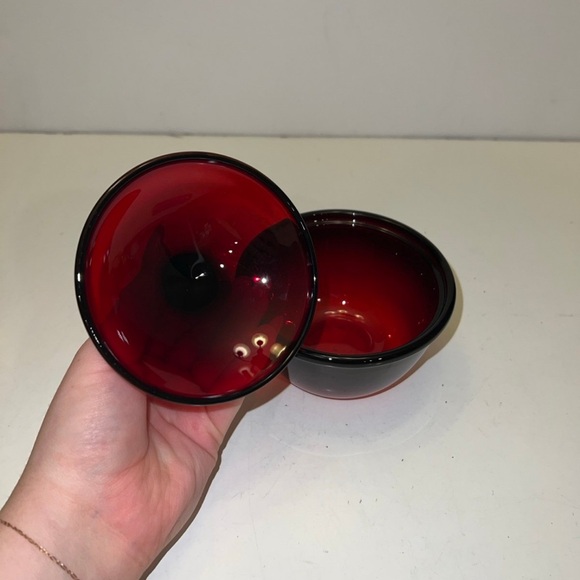 Arcoroc France Cocoon Ruby Sugar Bowl with Lid w/Round Handle - Picture 4 of 8